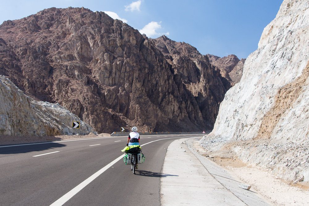 Cycling the Safaga to Qena Road in Egypt